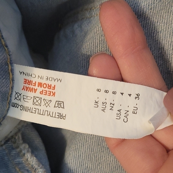 Pretty Little Things US sz 4 UK sz 8 denim distressed high waist shorts WS42 - Picture 5 of 5